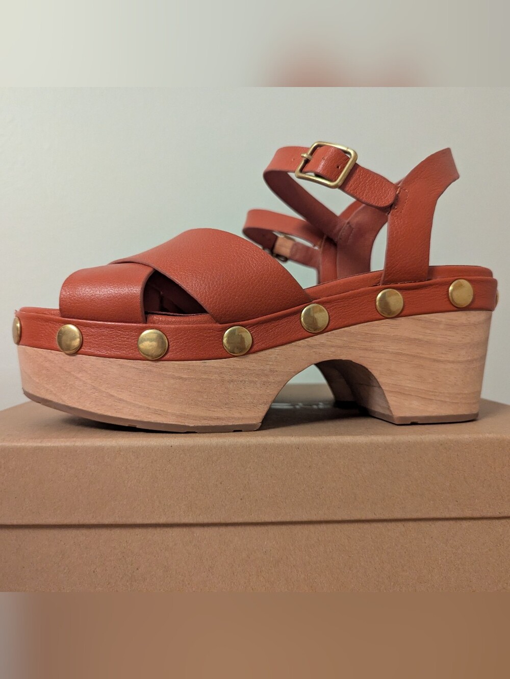 Charlotte Stone Dermot - Sienna Stud - Picture 2 of 16